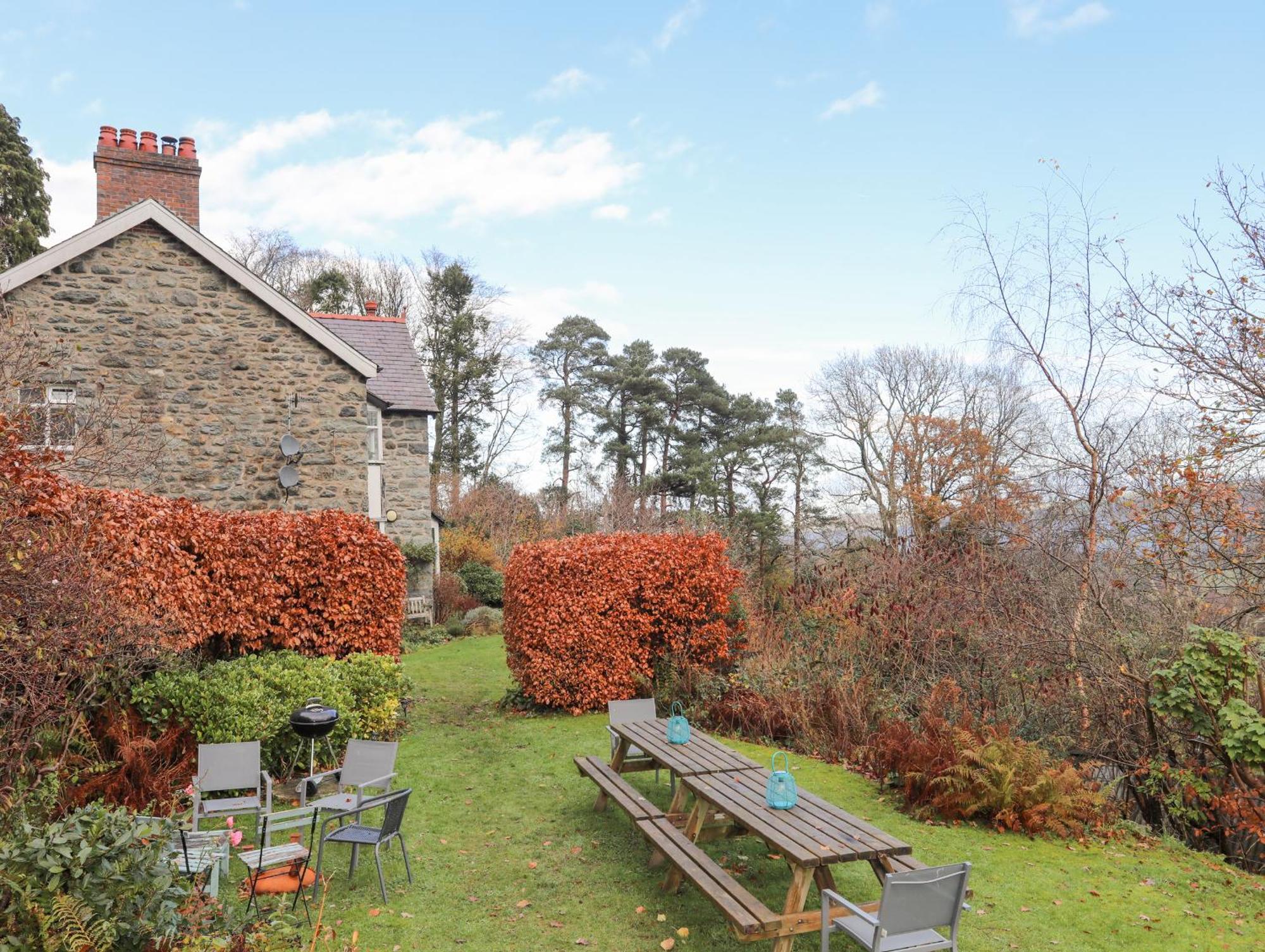 Ty'N Y Cae Villa Llanbedr-y-cennin Buitenkant foto
