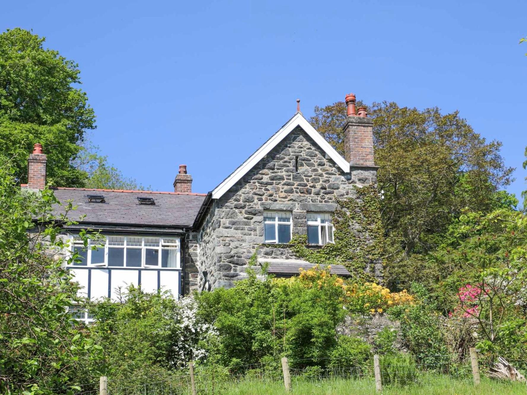 Ty'N Y Cae Villa Llanbedr-y-cennin Buitenkant foto